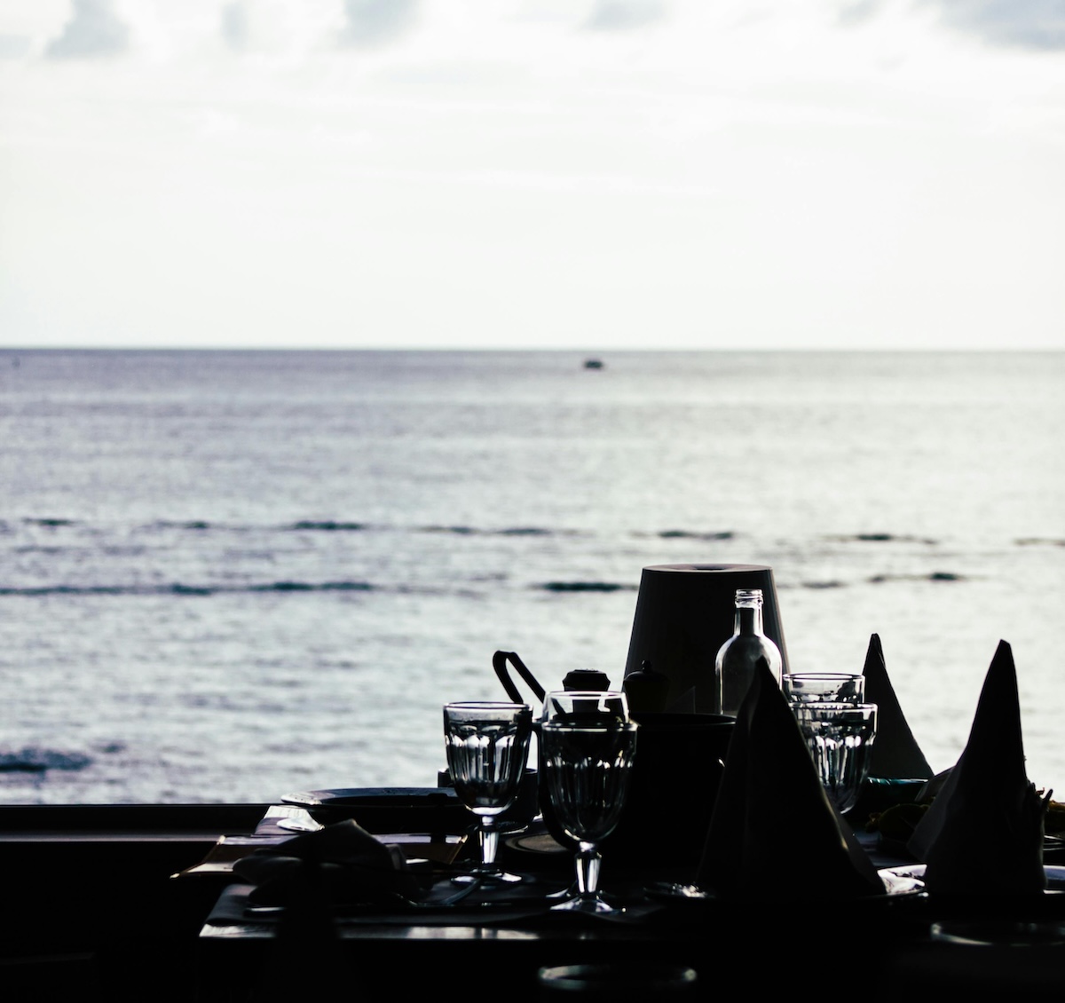 Culinary Yacht Experiences: Fine Dining on the Florida Waters